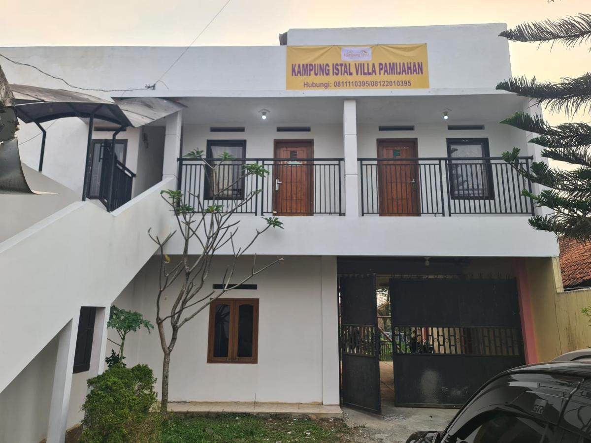 Kampung Istal Villa Pamijahan Богор Екстериор снимка